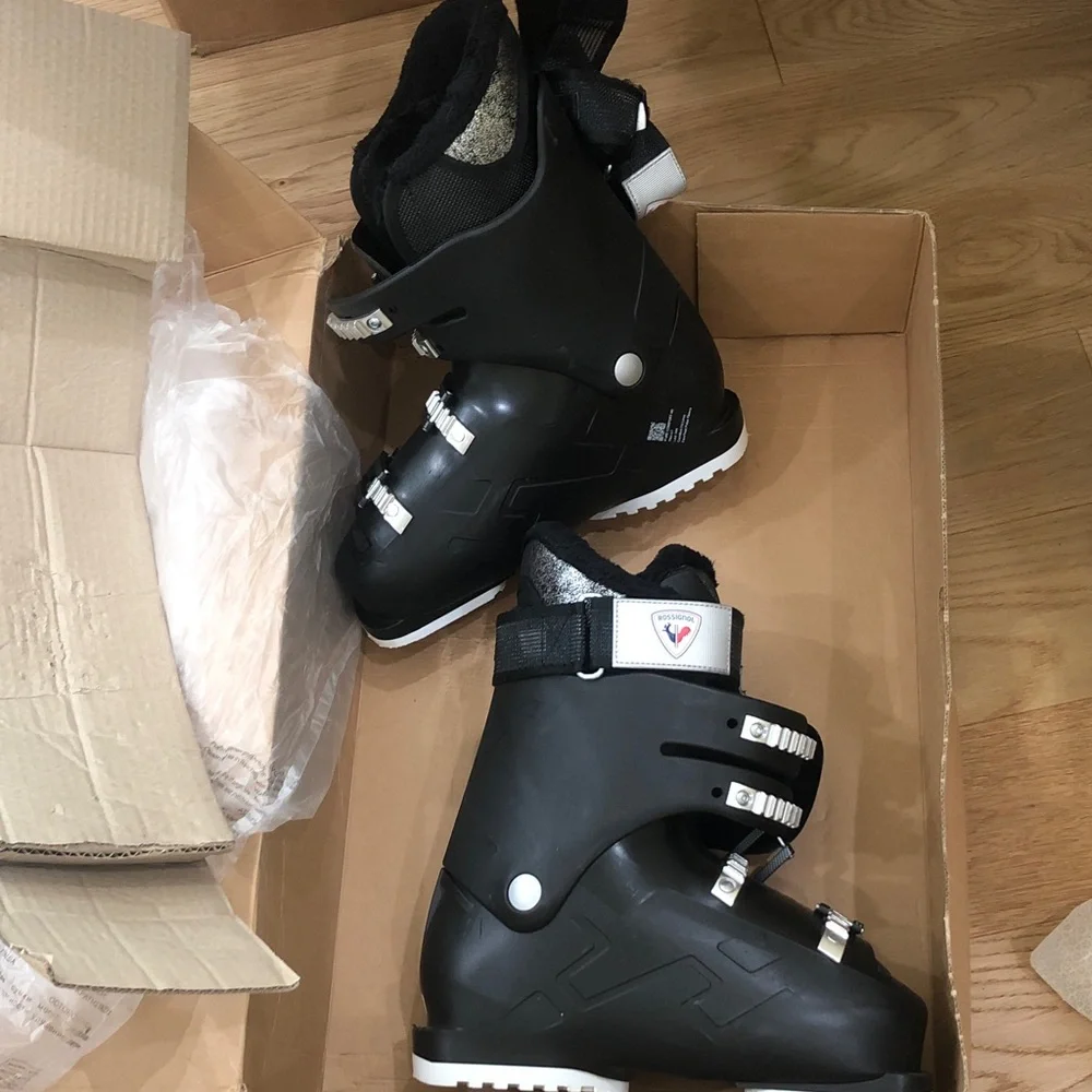 Rossignol Pure Comfort 60 Ski Boots Size 6
